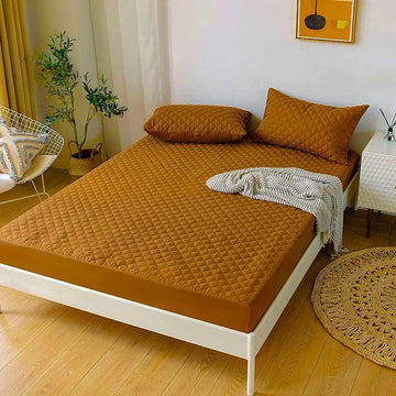 Quilted Waterproof Mattress Cover – Breathable, Washable & Fitted Protector in Pakistan-King size