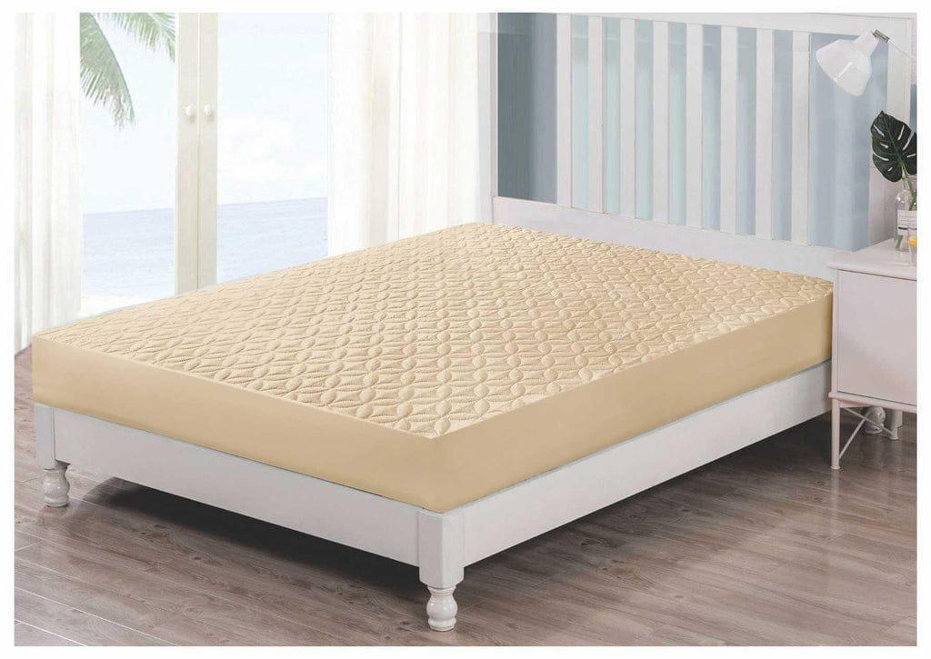 Quilted Waterproof Mattress Cover – Breathable, Washable & Fitted Protector in Pakistan-King size