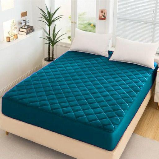 Quilted Waterproof Mattress Cover – Breathable, Washable & Fitted Protector in Pakistan-King size