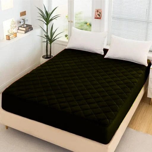 Quilted Waterproof Mattress Cover – Breathable, Washable & Fitted Protector in Pakistan-King size